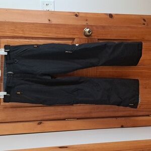 Snow pants (ski or snowboard)